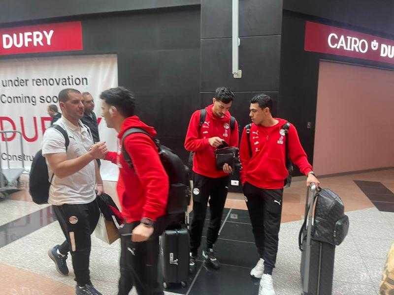 منتخب مصر يصل القاهرة بعد الفوز وديا على بلجيكا بالكويت