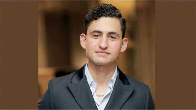 أمير المصري يخطف أنظار متابعيه بإطلالة كلاسيكية عبر إنستجرام