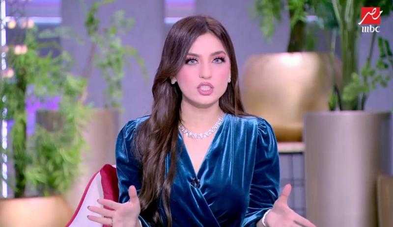 ياسمين عز: لو طلبتي من جوزك عينيه في آخر 5 دقايق من المونديال هيديهالك