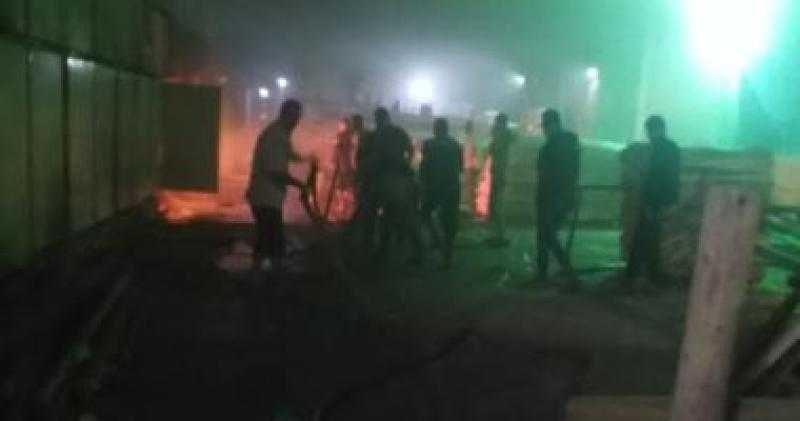 إخماد حريق بورشة أخشاب بالشرقية دون إصابات