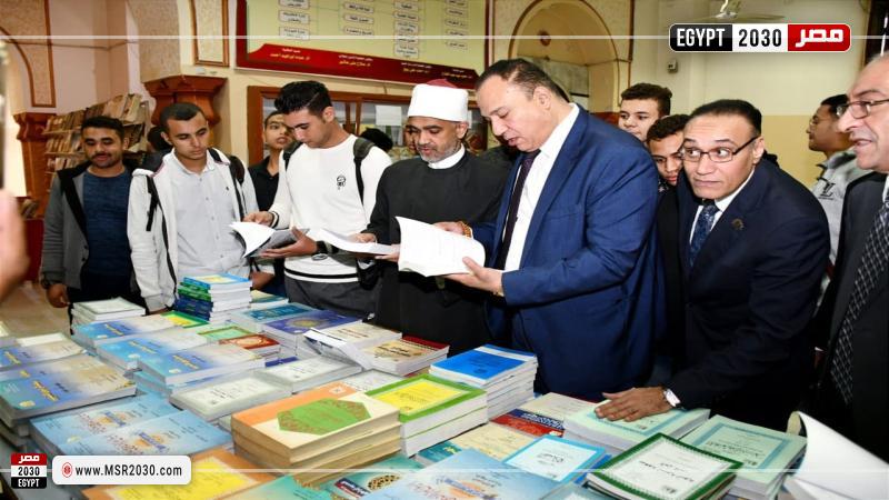 افتتاح معرض الكتاب بكلية اللغة العربية بجامعة الأزهر في القاهرة