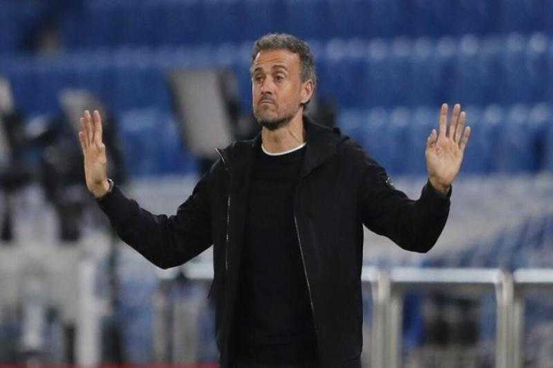 إنريكي على رأس المرشحين لتولي تدريب باريس سان جيرمان