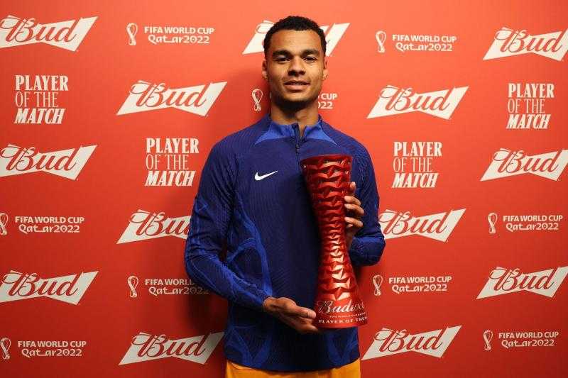 جاكبو أفضل لاعب في مباراة هولندا والسنغال