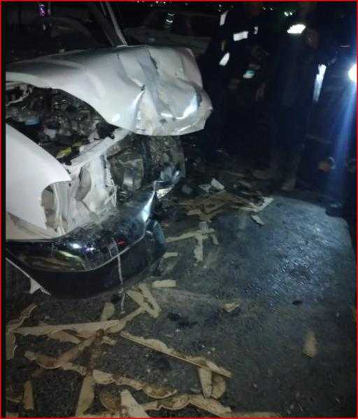 إصابة 3 أشخاص في حادث تصادم 3 سيارات بطريق أسيوط الزراعي