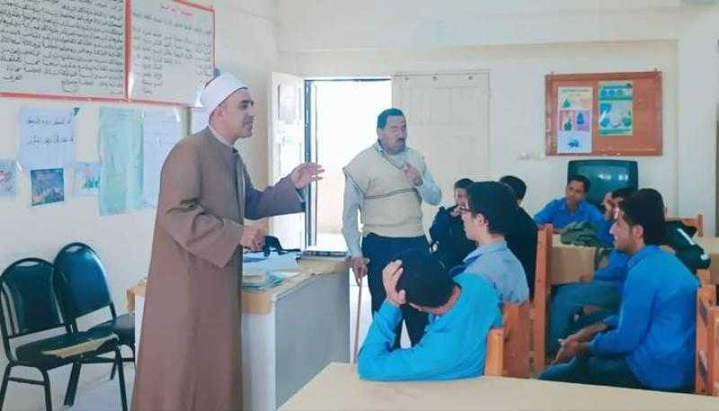 لا للتنمر .. «خريجي الأزهر» بمطروح تنظم لقاء توعويًا للطلاب