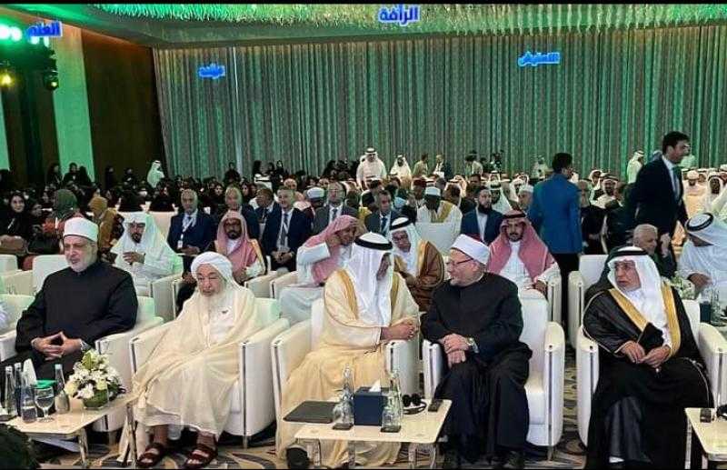 ما الفرق بين الأصالة والمعاصرة؟.. مفتي الجمهورية يوضح