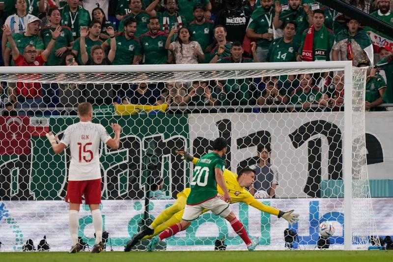 بث مباشر.. مباراة المكسيك وبولندا في كأس العالم 2022