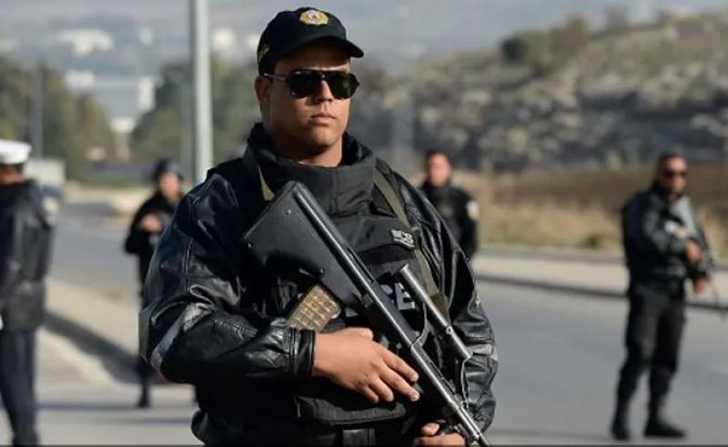تونس.. القبض على فنان بحوزته سجائر محشوة بالقنب الهندي