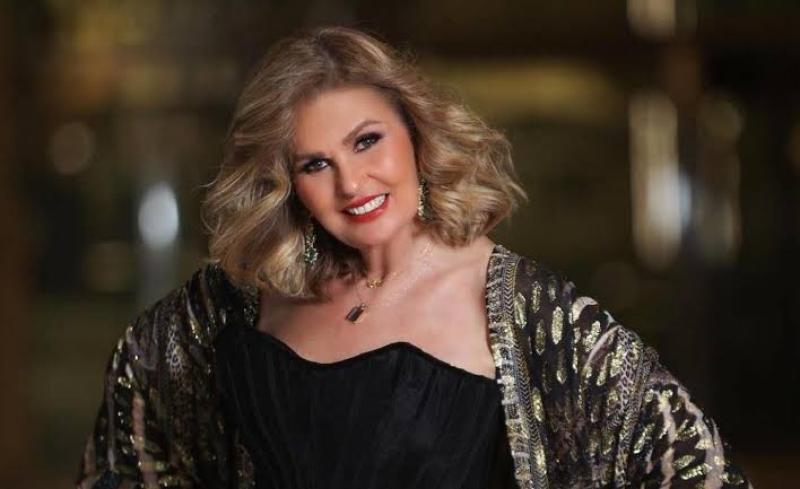 بالأزرق.. يسرا تخطف قلوب متابعيها في أحدث ظهور لها