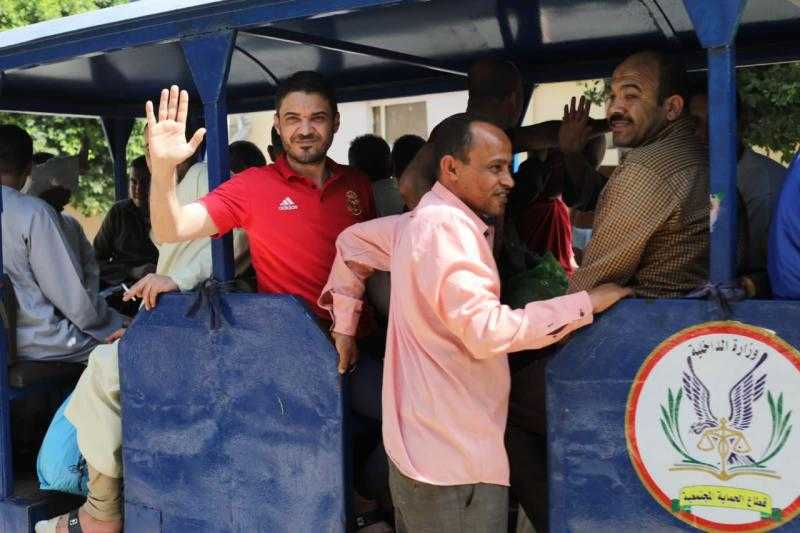 طارق الخولي: دراسة الحالة الاجتماعية للمفرج عنهم بعفو رئاسي وتوفير عمل لهم.. فيديو