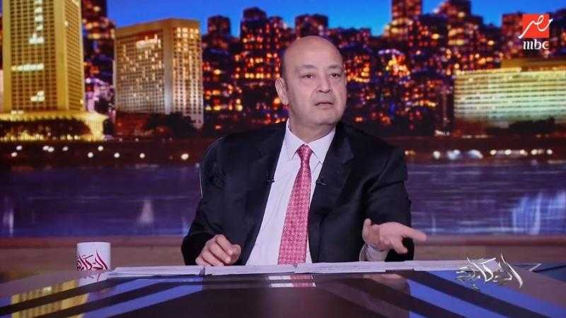عمرو أديب يعلنها على الهواء: الدولار هيزيد تاني