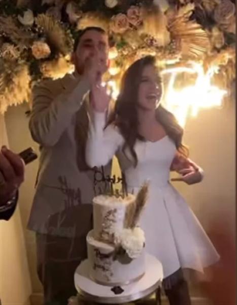 اللقطات الأولى من حفل خطوبة رنا رئيس.. وإطلالة رائعة تخطف الأنظار - «صور»