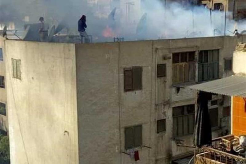 إخماد حريق نشب بمخلفات أعلى عقار في بولاق الدكرور دون إصابات