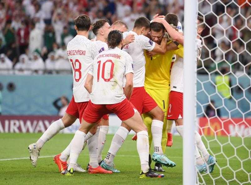 بأخطاء قاتلة.. بولندا تفوز على السعودية بهدفين في كأس العالم 2022