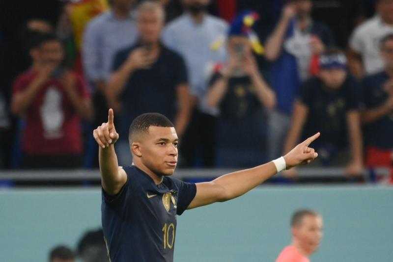 بعد تساويه مع ميسي.. مبابي يحقق رقم تاريخي في كأس العالم