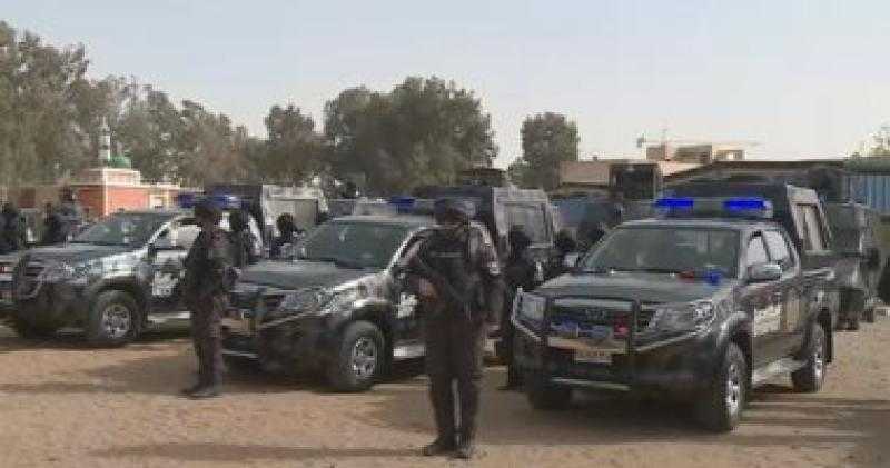 القبض على متهم بإلقاء المناديل على شريط مترو الأنفاق