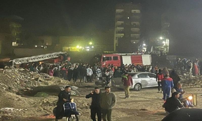 شاب يحاول إنهاء حياته من أعلي كوبري ضغط عالي