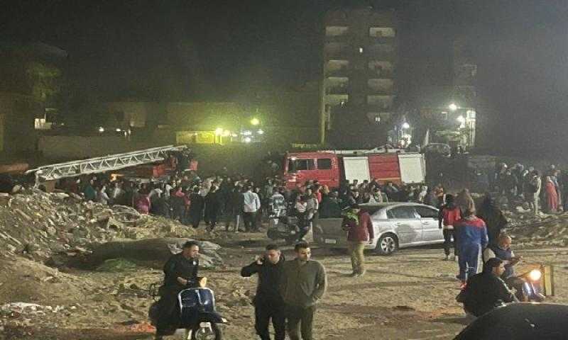 «على طريقة أبو العربي» شخص يحاول إنهاء حياته من أعلى برج ضغط عالي بالمحلة