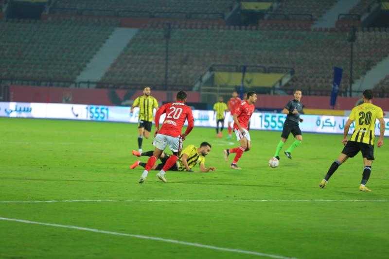 كأس مصر.. كريم فؤاد يسجل الهدف الأول للأهلي أمام المقاولون