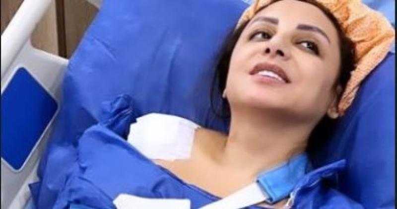 الطبيب المعالج لـ أنغام يوجه نصيحة عاجلة للسيدات بعد سن الأربعين.. فيديو
