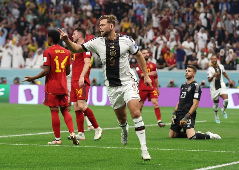 التعادل الإيجابي يحسم قمة إسبانيا وألمانيا