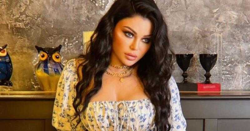 هيفاء وهبي تثير الجدل على السوشيال ميديا بأحدث إطلالة لها