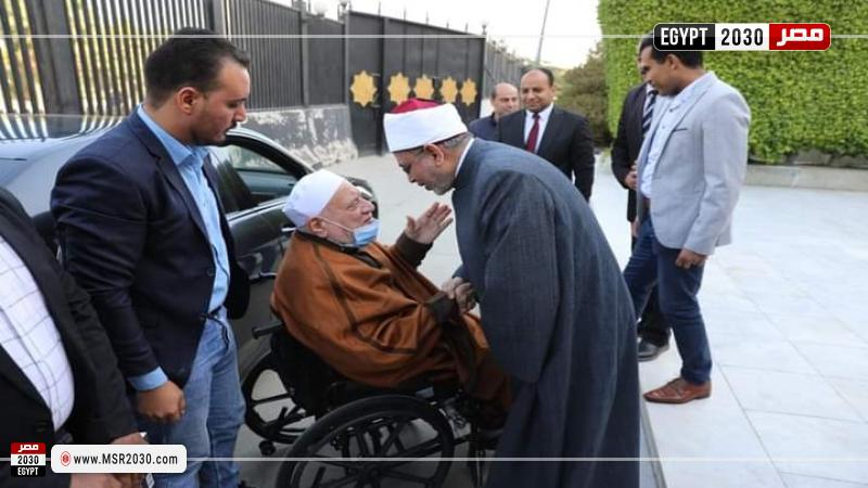 الدكتور سلامة داود والدكتور أحمد عمر هاشم