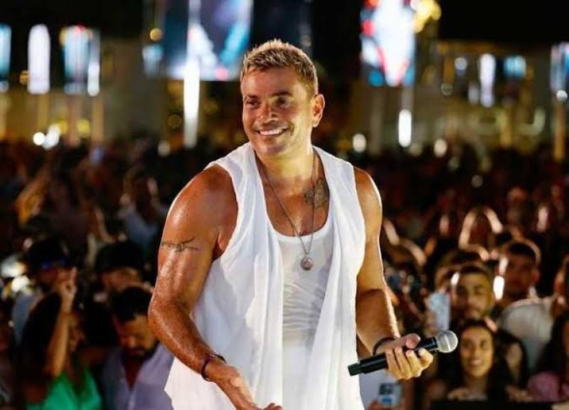 تامر حسين: عمرو دياب بيكلمني كل شوية يقولي عايز أنجح