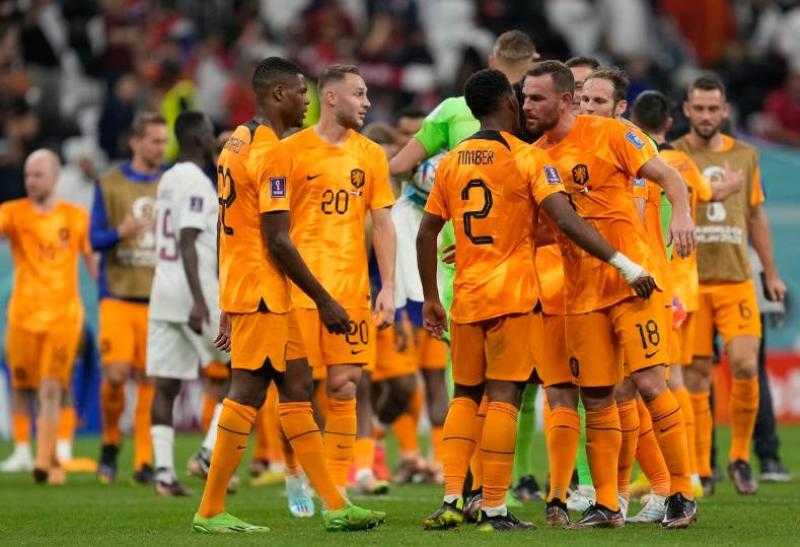 تشكيل هولندا أمام أمريكا في دور الستة عشر بكأس العالم