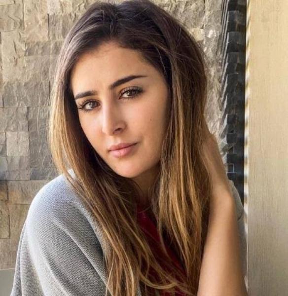 عائشة بن أحمد تنعى مفيد فوزي