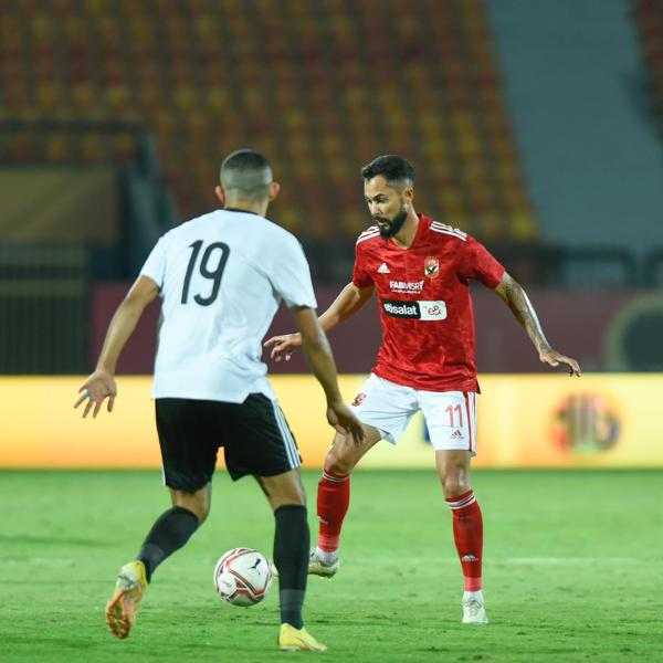 خالد جلال: «سافيو لاعب لا يليق بالأهلي»