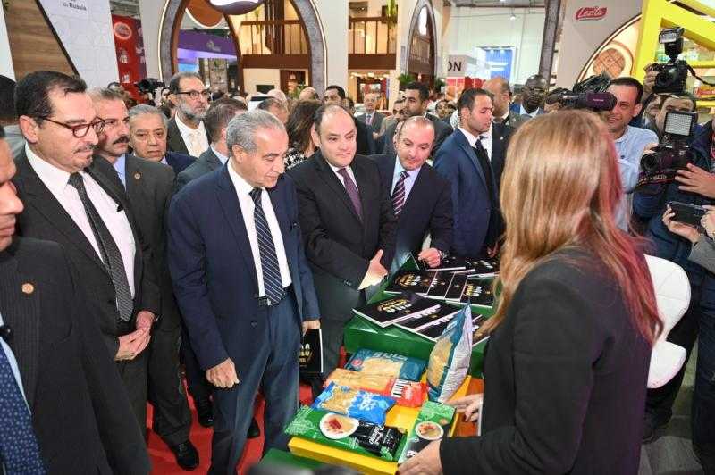 وزيرا «التموين والصناعة» يفتتحان معرض فوود أفريكا