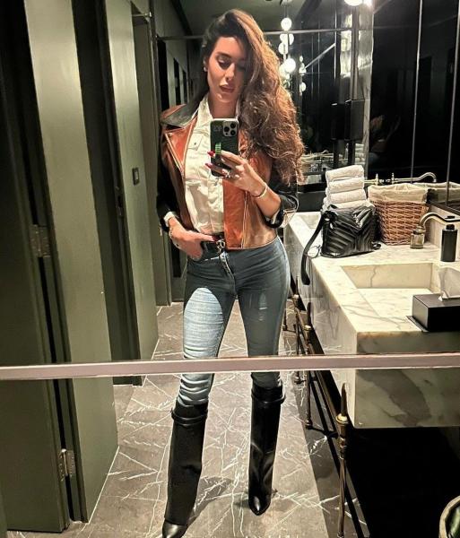 بعد ظهورها في مرآة الحمام.. الجمهور يمازح ياسمين صبري عبر ”إنستجرام”