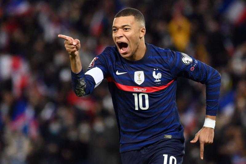 مفاجأة تقلب الموازين.. برشلونة يدخل سباق ضم كيليان مبابي