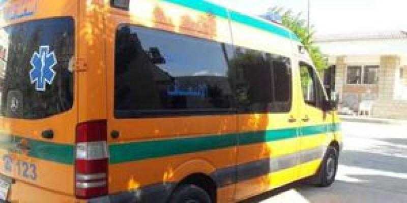 إصابة 4  أشخاص في حادث تصادم سيارتين بالفيوم