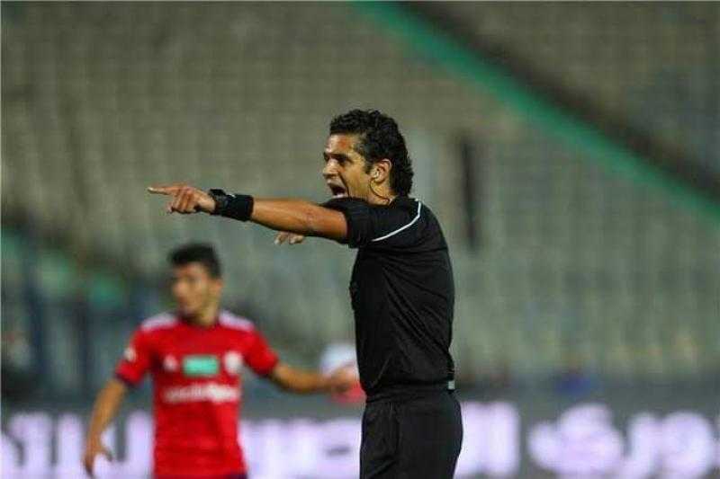 «الغندور» حكما لـ مباراة بيراميدز والبنك الأهلي في الدوري المصري
