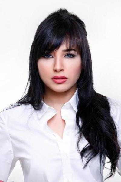 إطلالة ناعمة للفنانة ساندي برفقة الفنان مينا مسعود عبر إنستجرام