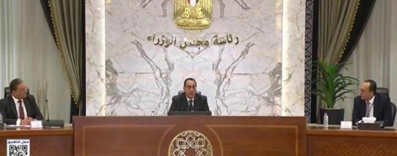 رئيس الوزراء: شائعات مواقع التواصل الاجتماعي هدفها ضرب الاقتصاد المصري.. «فيديو»