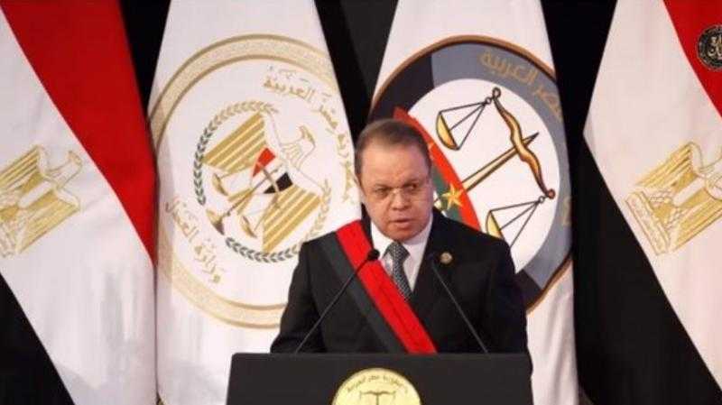 النيابة تأمر بحبس المدرس المتهم بضرب طفلة حتى وفاتها بأسيوط