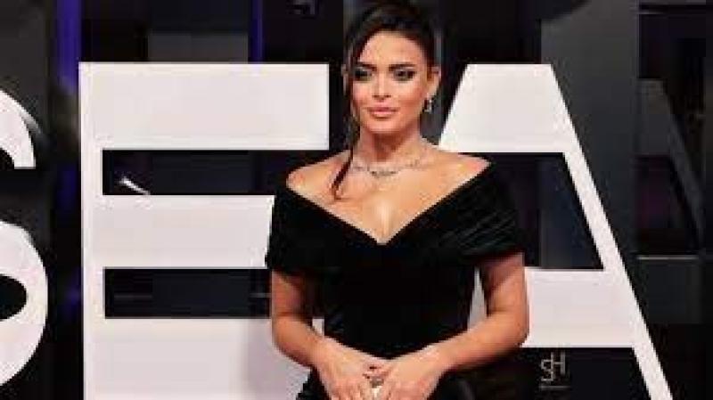 بعد تصدرها التريند.. شاهد| أحدث ظهور لـ أسماء جلال