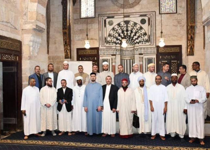أئمة ووكلاء وزارة الأوقاف بالجزائر