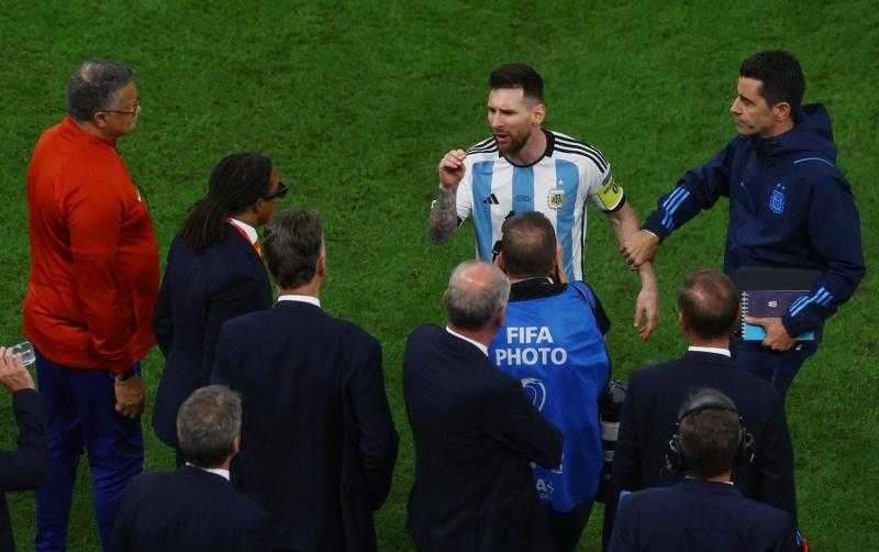 الأكثر استفزازا.. تعرف على سبب احتفال ميسي الغريب في مباراة الأرجنتين وهولندا في كأس العالم 2022