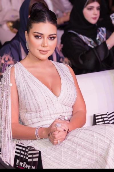 بإطلالة جريئة.. رانيا يوسف تثير جدلا كبيرا في أحدث ظهور لها