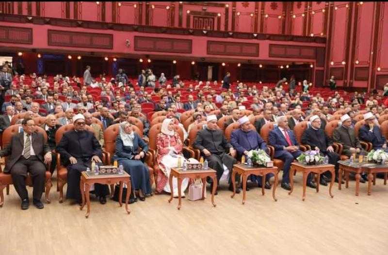 عرفان: الأزهر الشريف قدم أنموذجًا متميزا قلما يجود الزمان بمثله في تدويل التعليم