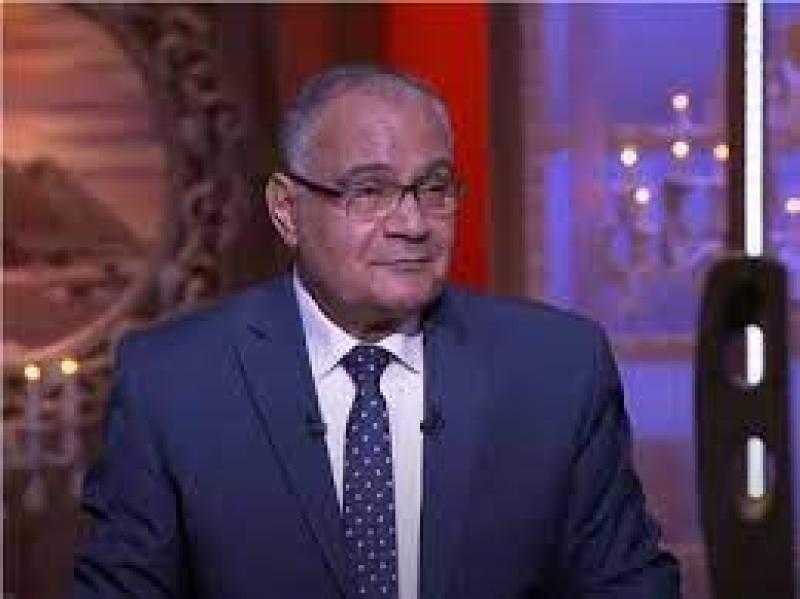 الهلالي: لما العَشا يتحط في موعد الصلاة كل الأول وبعدين صلي براحتك.. فيديو