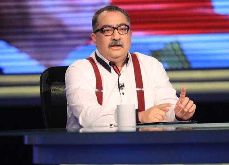 عاجل.. مجلس إدارة الأهلي يشطب عضوية إبراهيم عيسى