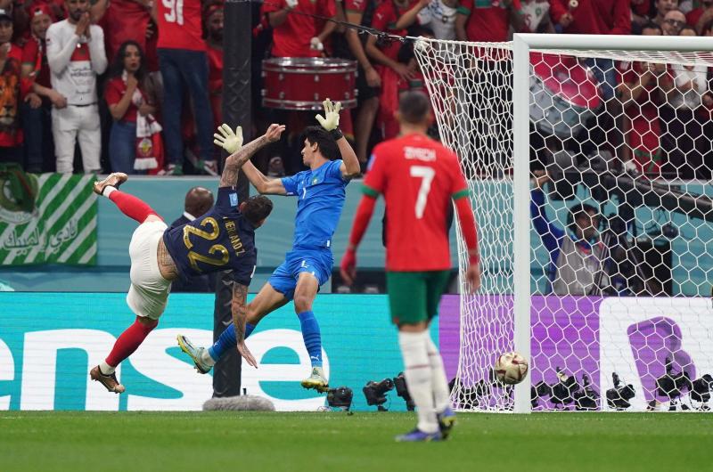 المغرب تتأخر بهدف في الشوط الأول أمام فرنسا