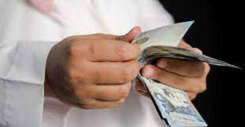 هل يجوز الانتفاع بمبلغ الصدقة عند الحاجة ثم رده؟