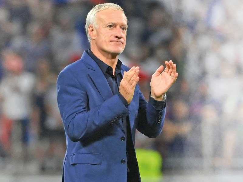 ديشامب يُعلق على مستقبله مع منتخب فرنسا بعد خسارة كأس العالم