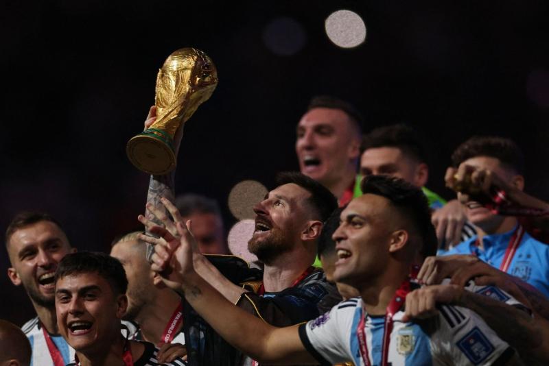 تتويج الأرجنتين بكأس العالم